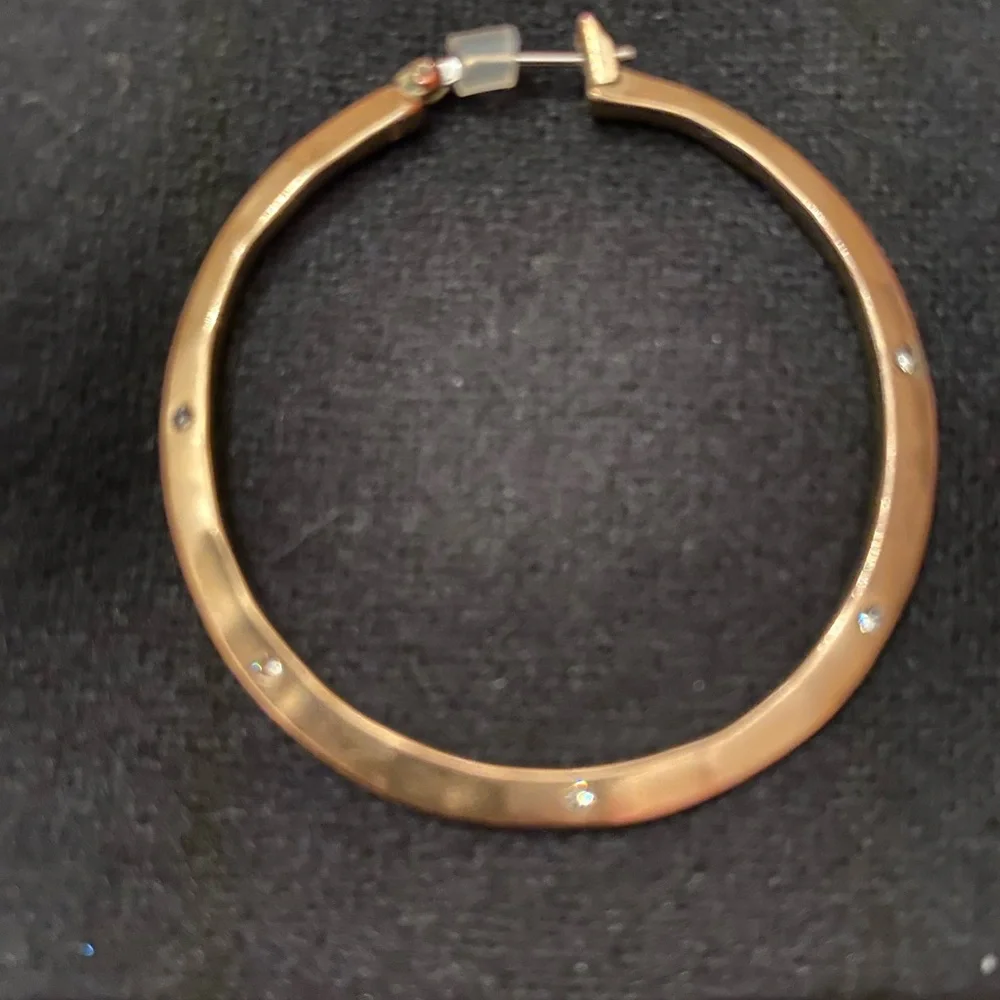 LUCKY BRAND HOOP EARRINGS - Picture 2 of 2